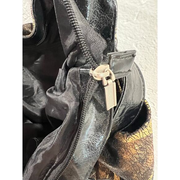 Giraffe Print Tote Bag with Black Trim Large Purse Satchel - Picture 11 of 15